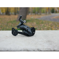 Перемикач  задній  Shimano CUES 9-10 шв.RD-U3020